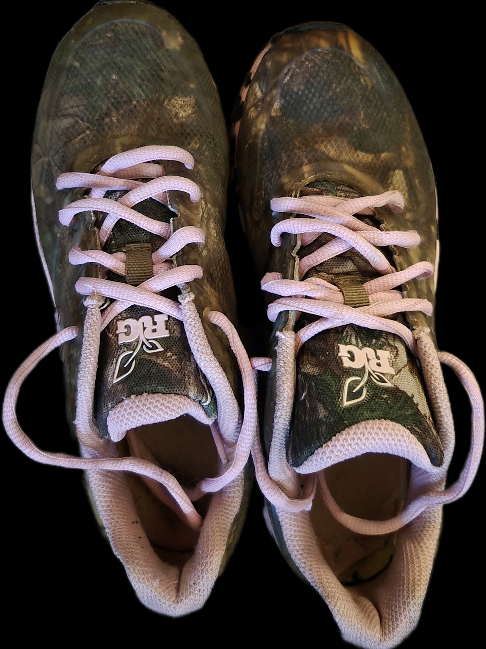 Ladies Camo Athletic Sneakers in Pink